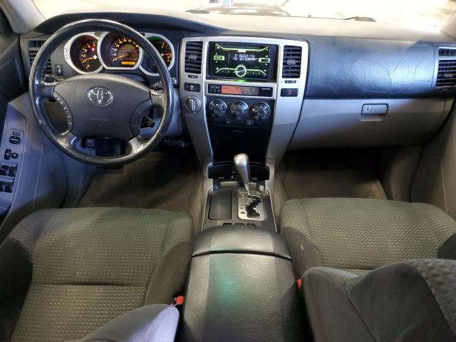 Photo 8 from auction – 2004 TOYOTA 4RUNNER SR with VIN JTEBT14R240042900