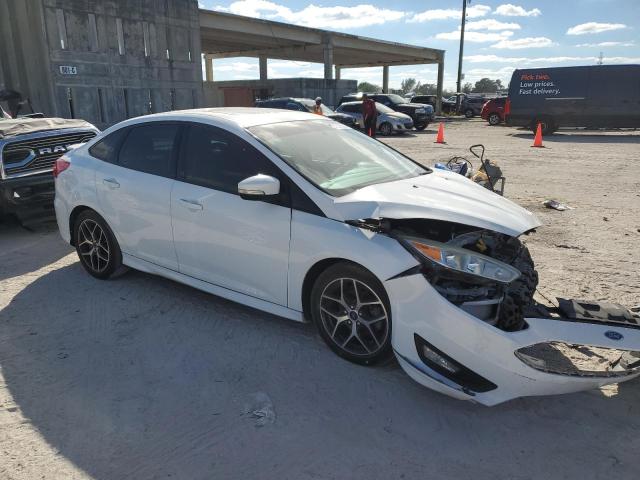Photo 4 from auction – 2015 FORD FOCUS with VIN 1FADP3F25FL267574