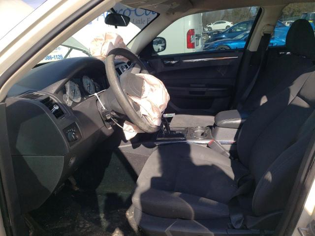 صورة رقم 7 من المزاد - 2010 CHRYSLER 300 TOURIN مع VIN 2C3CA4CD4AH215480