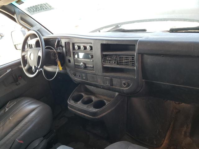 Photo 8 from auction – 2017 CHEVROLET EXPRESS G2 with VIN 1GCWGAFF3H1325643