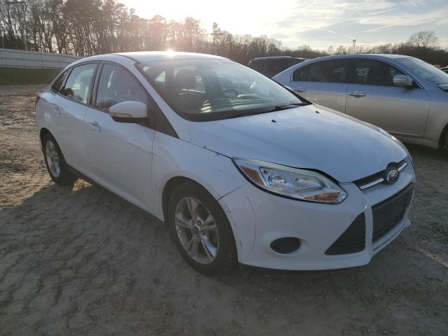 Photo 4 from auction – 2014 FORD FOCUS SE with VIN 1FADP3F21EL367248