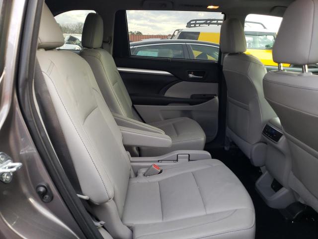 Photo 11 from auction – 2015 TOYOTA HIGHLANDER with VIN 5TDKKRFH5FS096797