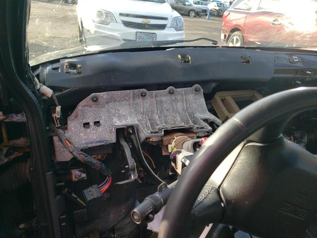 Photo 9 from auction – 2003 GMC SONOMA with VIN 1GTCS19X038242368