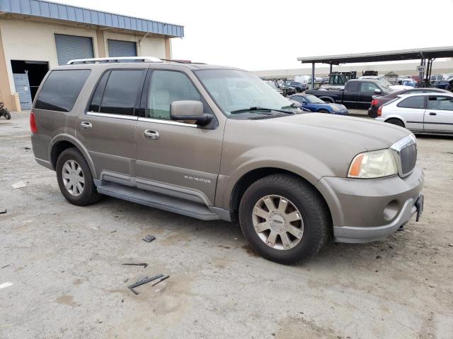Photo 4 from auction – 2003 LINCOLN NAVIGATOR with VIN 5LMFU28R33LJ17628