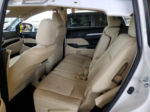Photo 11 from auction – 2016 TOYOTA HIGHLANDER with VIN 5TDZKRFH1GS125759