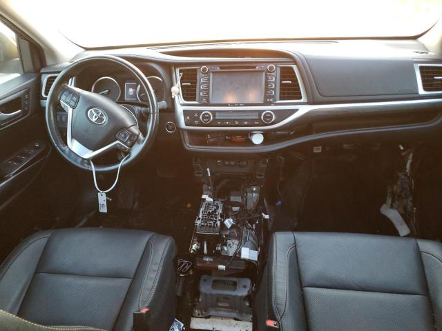 Photo 8 from auction – 2017 TOYOTA HIGHLANDER with VIN 5TDYZRFH8HS230856