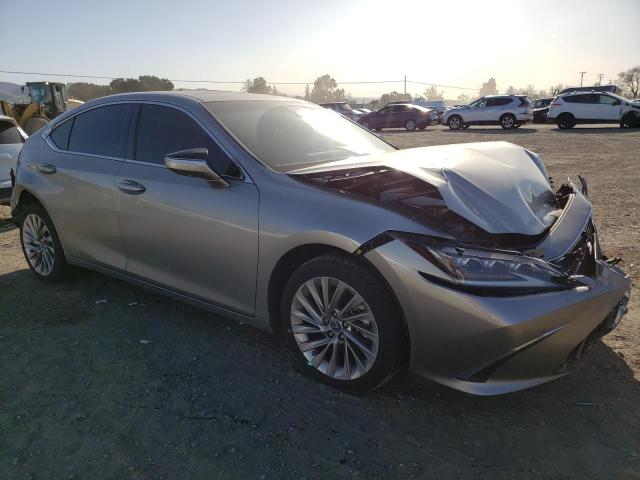Photo 4 from auction – 2020 LEXUS ES 300H LU with VIN 58AE21B17LU008738