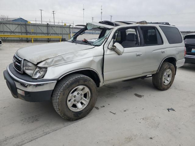TOYOTA 4RUNNER SR 2000 with VIN JT3HN86R8Y0284633 - Photo from auction