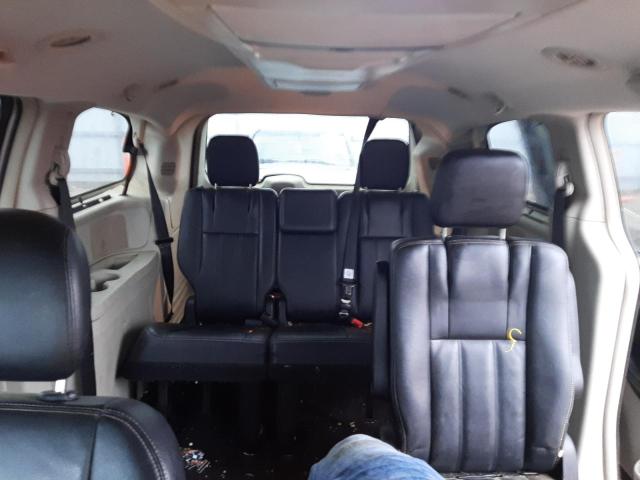 Photo 10 from auction – 2013 CHRYSLER TOWN & COU with VIN 2C4RC1BG4DR820978