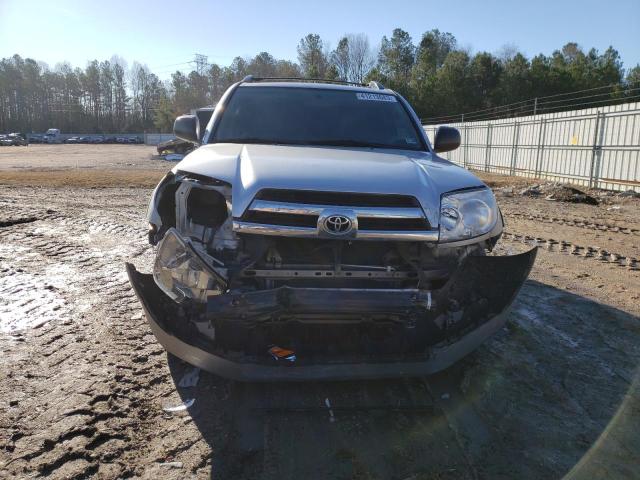 Photo 5 from auction – 2005 TOYOTA 4RUNNER SR with VIN JTEBU14R458051808