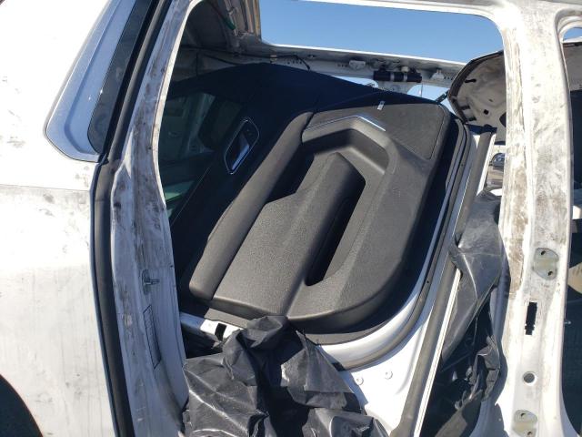 Photo 11 from auction – 2021 CHEVROLET SUBURBAN C with VIN 1GNSCFKD0MR337991