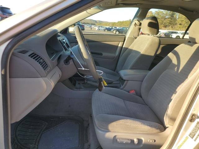 Photo 7 from auction – 2005 TOYOTA CAMRY LE with VIN 4T1BE32K35U967255
