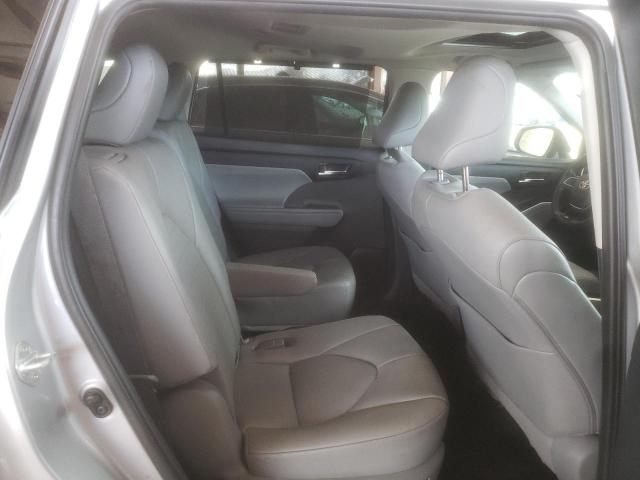 Photo 11 from auction – 2021 TOYOTA HIGHLANDER with VIN 5TDGZRAH4MS533095
