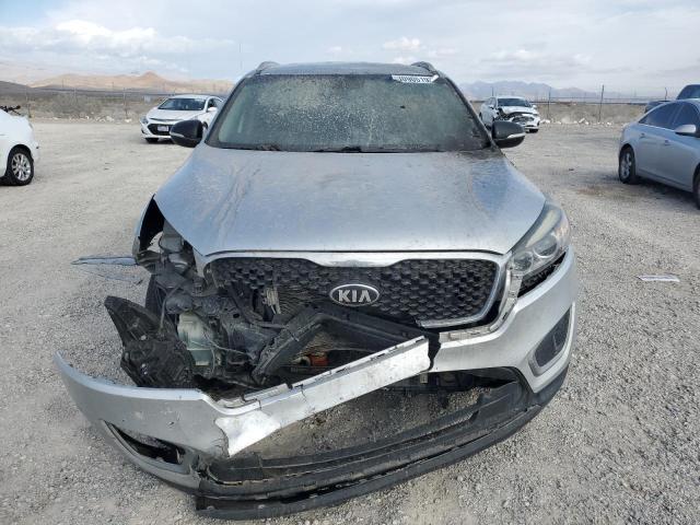 Photo 5 from auction – 2016 KIA SORENTO LX with VIN 5XYPG4A35GG172264