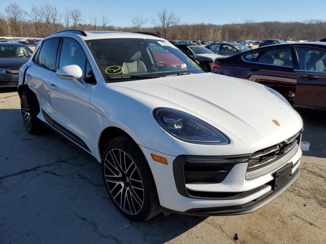 Photo 4 from auction – 2022 PORSCHE MACAN with VIN WP1AA2A5XNLB03602
