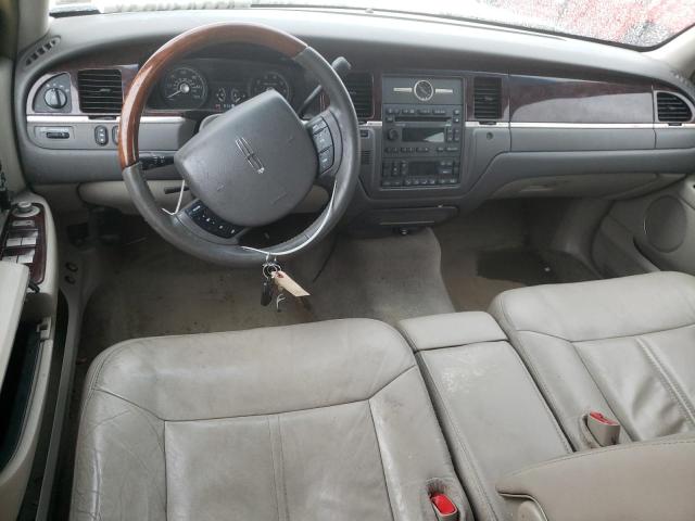 Photo 8 from auction – 2010 LINCOLN TOWN CAR S with VIN 2LNBL8CV3AX750545