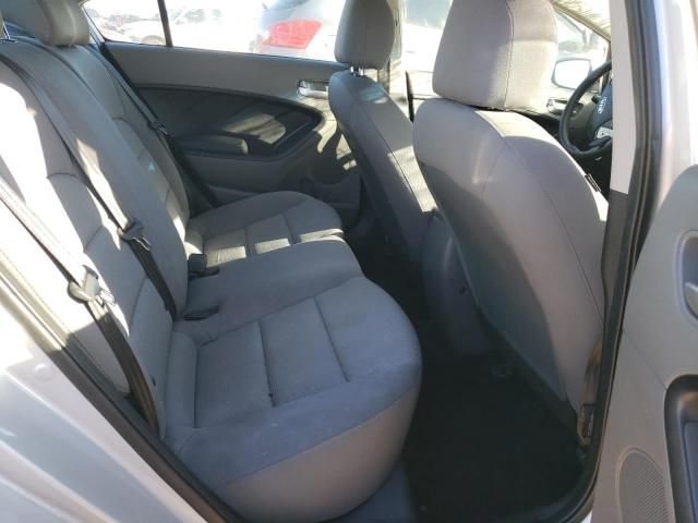 Photo 10 from auction – 2018 KIA FORTE LX with VIN 3KPFK4A79JE218857