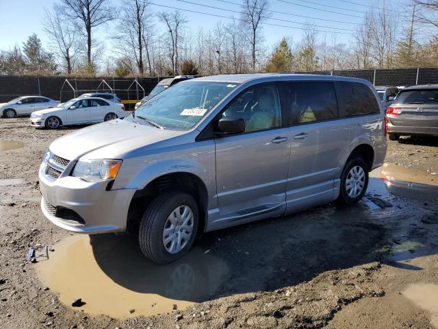 DODGE GRAND CARA 2018 with VIN 2C4RDGBG5JR151311 - Photo from auction