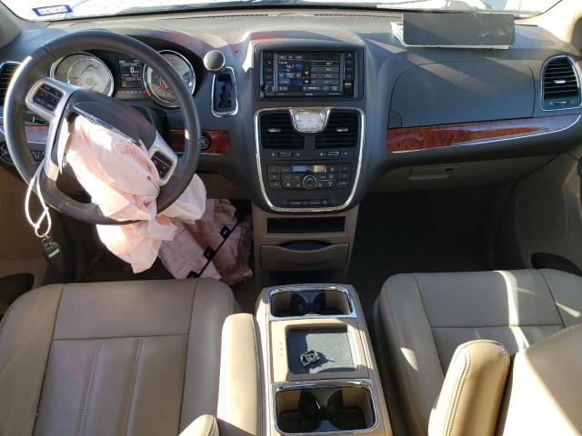 Photo 8 from auction – 2016 CHRYSLER TOWN & COU with VIN 2C4RC1BG6GR303735