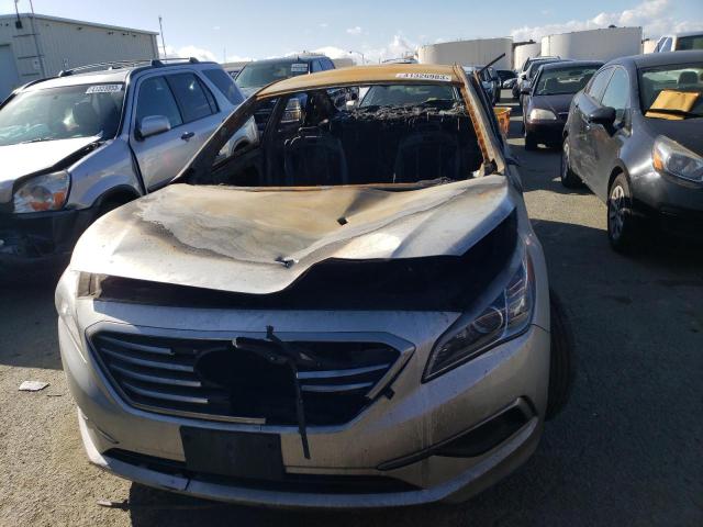 Photo 5 from auction – 2017 HYUNDAI SONATA SE with VIN 5NPE24AF2HH496752