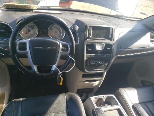 Photo 8 from auction – 2013 CHRYSLER TOWN & COU with VIN 2C4RC1BG5DR737205