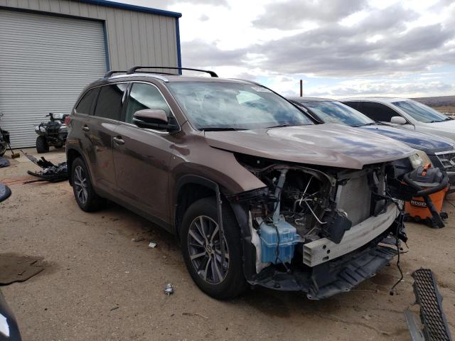 Photo 4 from auction – 2019 TOYOTA HIGHLANDER with VIN 5TDJZRFH8KS998880