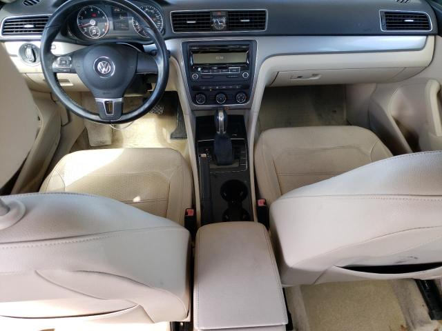 Photo 8 from auction – 2015 VOLKSWAGEN PASSAT S with VIN 1VWAS7A30FC043693