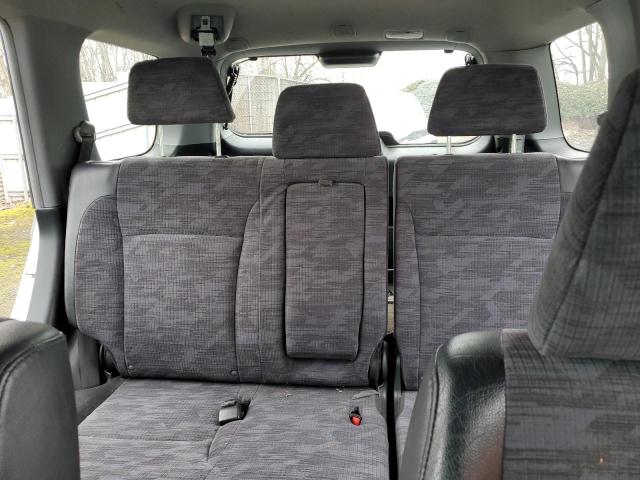 Photo 10 from auction – 2004 HONDA CR-V LX with VIN JHLRD78554C040201