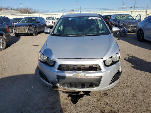 Фото 5 с аукциона – 2015 CHEVROLET SONIC LT с VIN 1G1JC5SG9F4100322