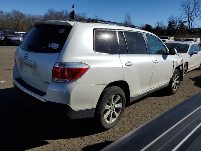 Photo 3 from auction – 2013 TOYOTA HIGHLANDER with VIN 5TDBK3EH3DS211022