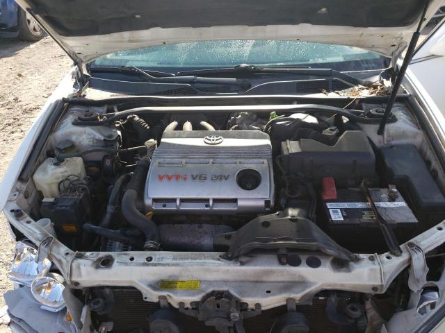 Photo 11 from auction – 2005 TOYOTA CAMRY LE with VIN 4T1BF30K95U083739