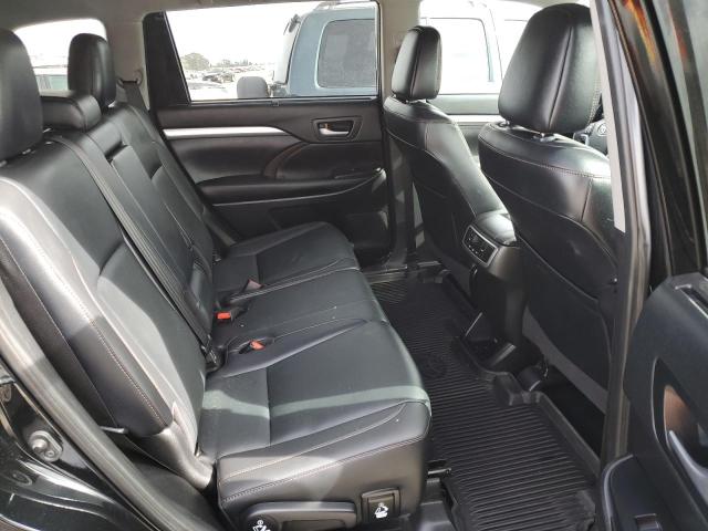 Photo 10 from auction – 2019 TOYOTA HIGHLANDER with VIN 5TDJGRFH5KS052791