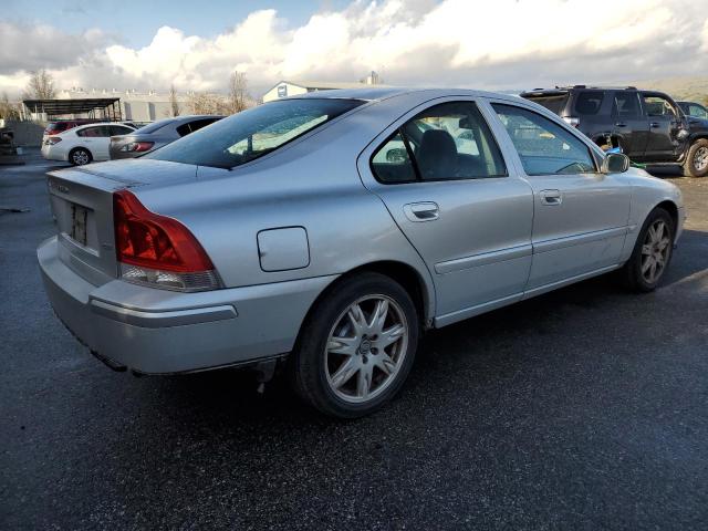 Photo 3 from auction – 2005 VOLVO S60 2.5T with VIN YV1RS592352425480
