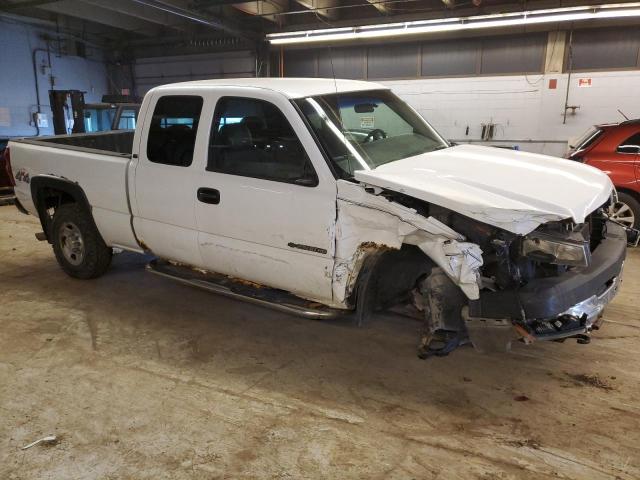 Photo 4 from auction – 2003 CHEVROLET SILVERADO with VIN 1GCHK29UX3E283982