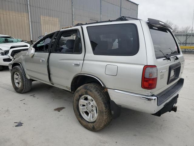 Photo 2 from auction – 2000 TOYOTA 4RUNNER SR with VIN JT3HN86R8Y0284633