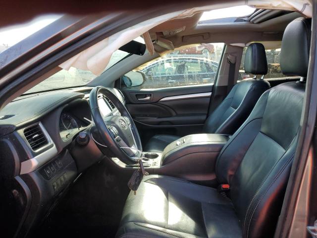 Photo 7 from auction – 2017 TOYOTA HIGHLANDER with VIN 5TDJZRFHXHS442000