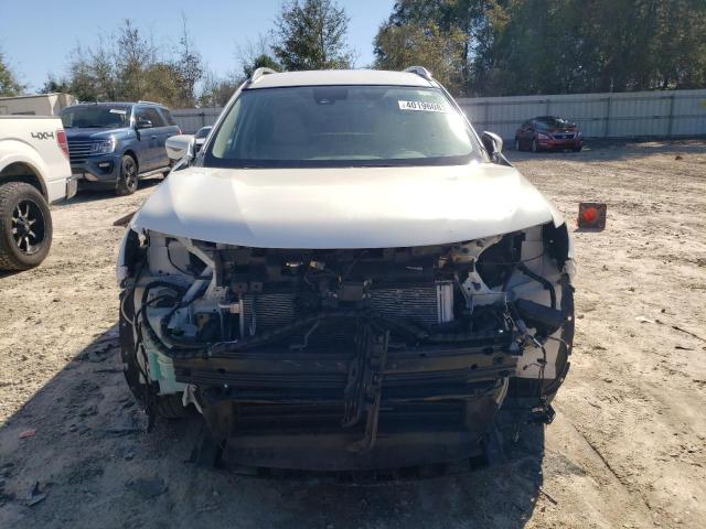 Photo 5 from auction – 2018 NISSAN ROGUE S with VIN 5N1AT2MT3JC779854