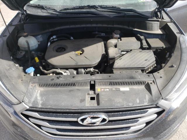 Photo 12 from auction – 2018 HYUNDAI TUCSON SE with VIN KM8J2CA42JU828638
