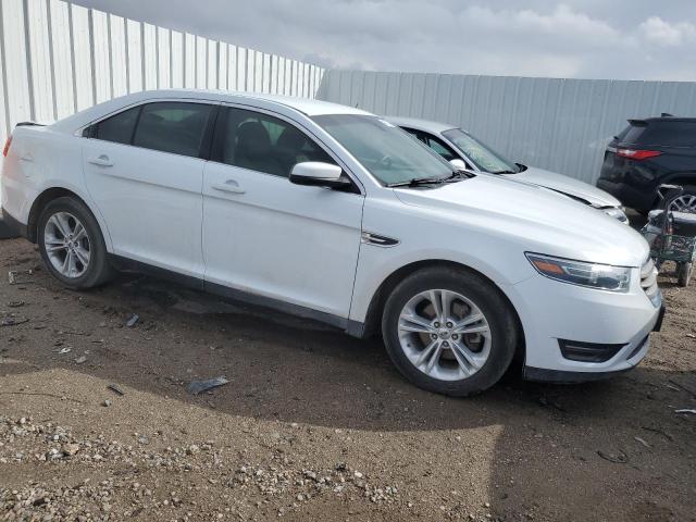 Photo 4 from auction – 2015 FORD TAURUS SEL with VIN 1FAHP2E87FG207256