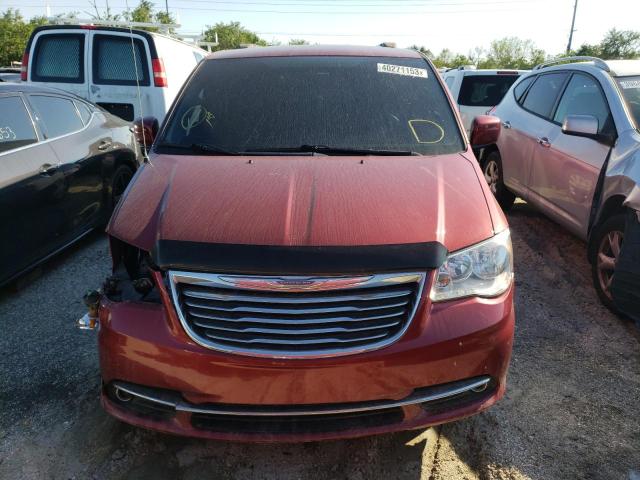 Photo 5 from auction – 2016 CHRYSLER TOWN & COU with VIN 2C4RC1BG8GR238290