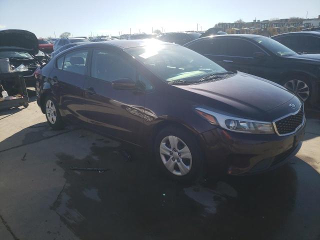 Zdjęcie 4 z aukcji – 2017 KIA FORTE LX z VIN 3KPFK4A74HE089680