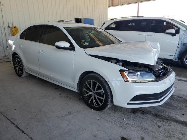 Photo 4 from auction – 2018 VOLKSWAGEN JETTA SE with VIN 3VWDB7AJ1JM228032