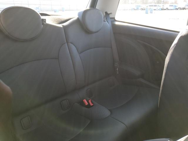 Photo 10 from auction – 2010 MINI COOPER with VIN WMWMF3C55ATU78100