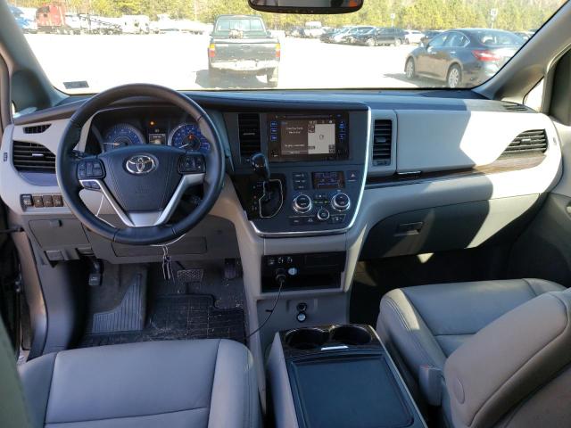 Photo 8 from auction – 2017 TOYOTA SIENNA XLE with VIN 5TDYZ3DC6HS770789