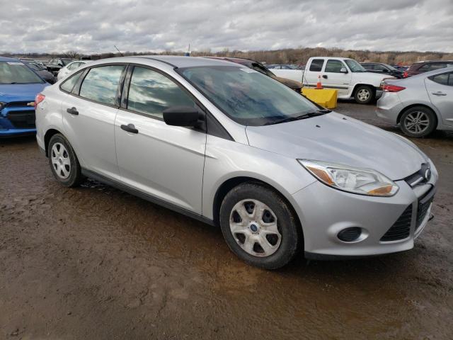 Photo 4 from auction – 2013 FORD FOCUS S with VIN 1FADP3E23DL383404