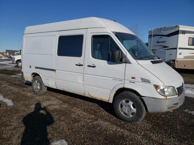 Photo 4 from auction – 2002 FREIGHTLINER SPRINTER 2 with VIN WD2YD241725342233