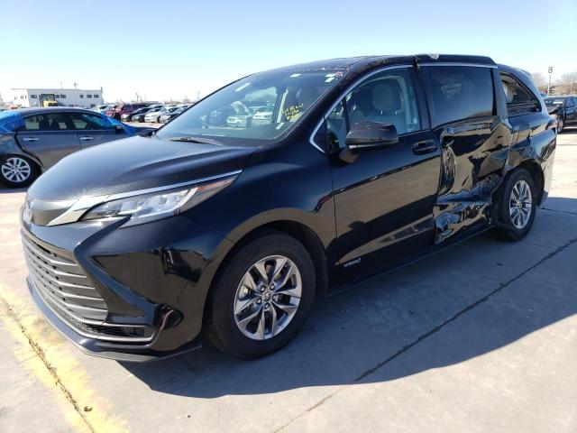 Photo 1 from auction – 2021 TOYOTA SIENNA LE with VIN 5TDKRKEC8MS047437