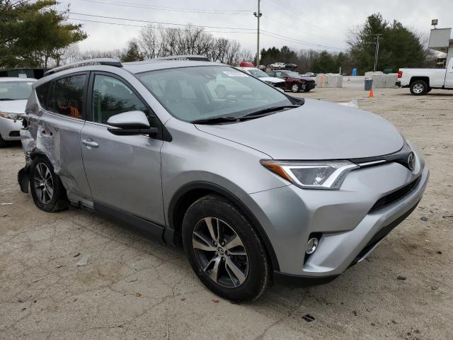 Photo 4 from auction – 2017 TOYOTA RAV4 XLE with VIN 2T3RFREV6HW643958