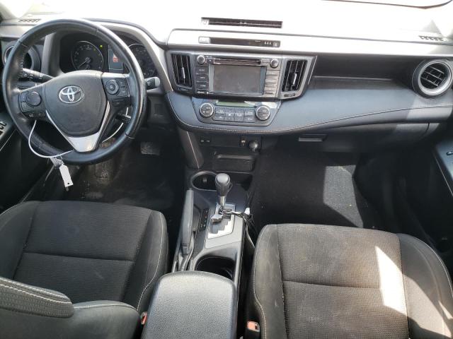 Photo 8 from auction – 2017 TOYOTA RAV4 XLE with VIN JTMWFREV4HJ138986