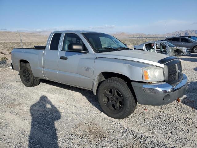 Photo 4 from auction – 2005 DODGE DAKOTA SLT with VIN 1D7HW42N45S220891